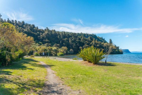 Duck Inn - Lake Taupo Holiday Home